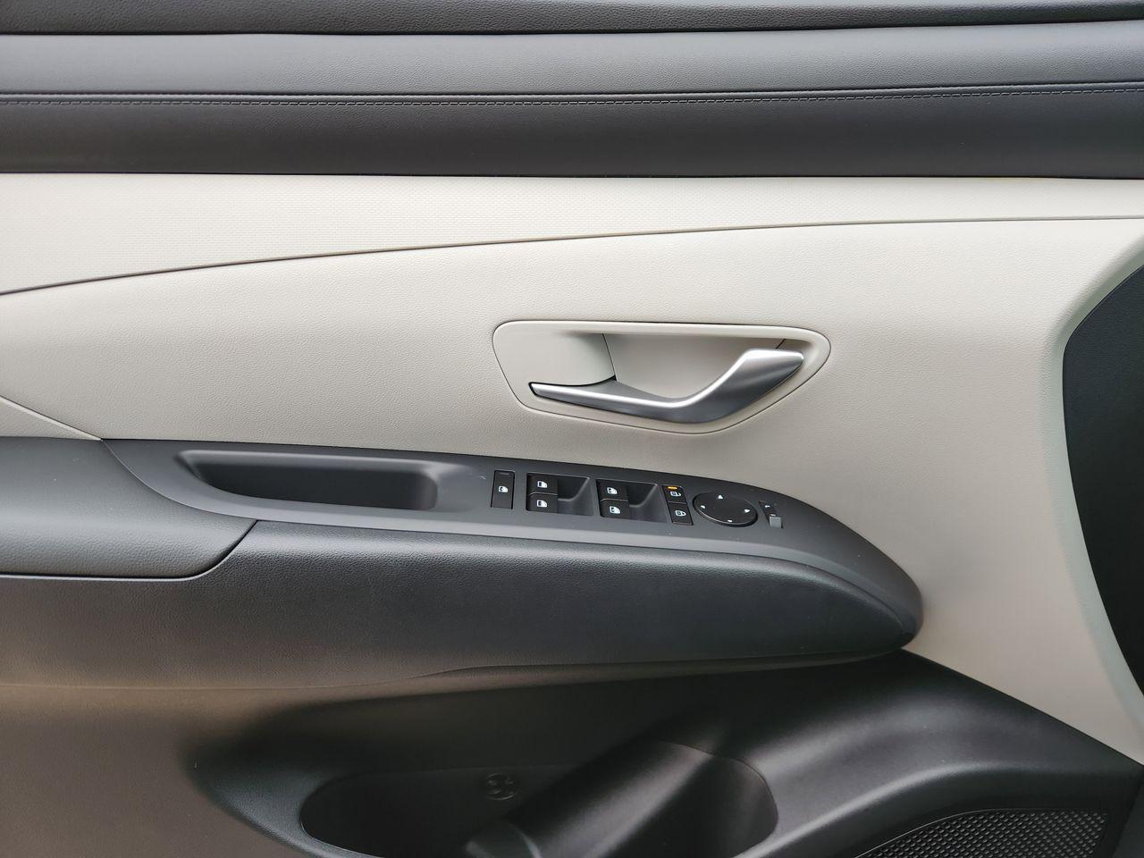 New 2026 Hampton Gray Hyundai SEL FWD image 21