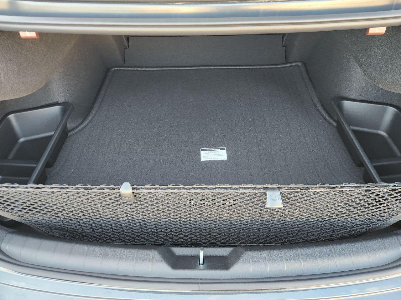 New 2026 Portofino Gray Hyundai SEL image 31