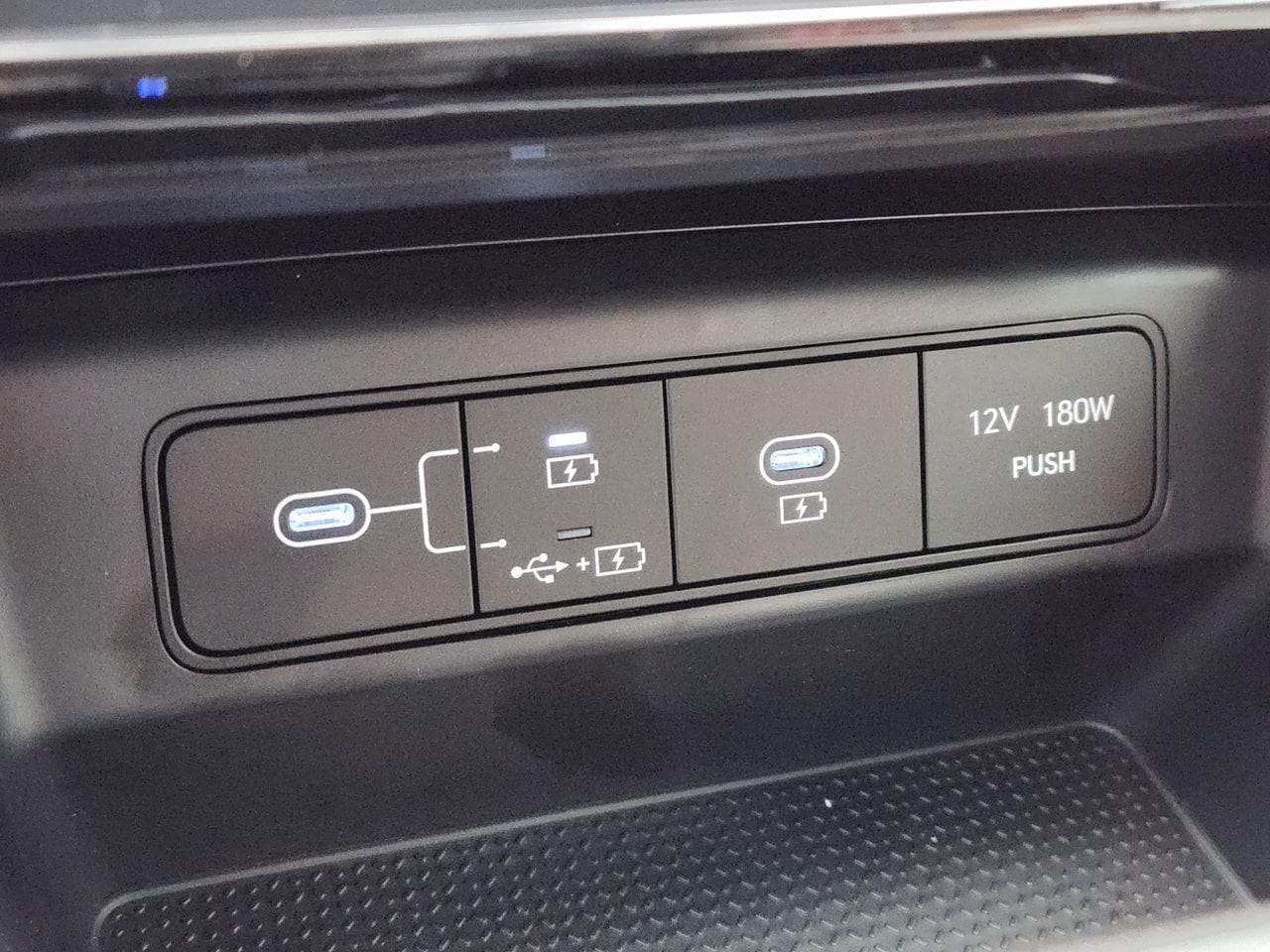 New 2026 W6H White Hyundai SEL FWD image 17