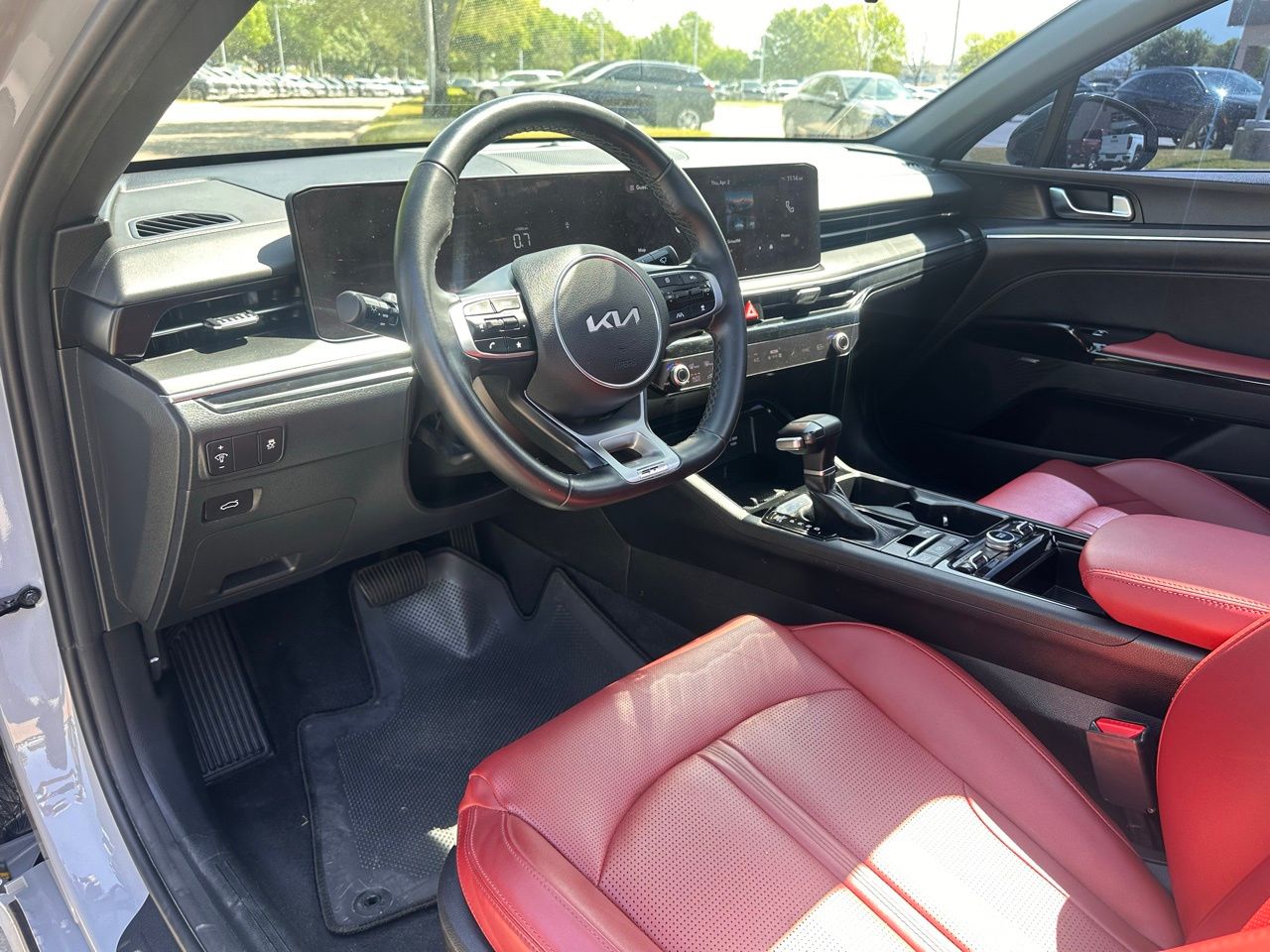 Used 2025 Wolf Gray Kia GT-Line image 20