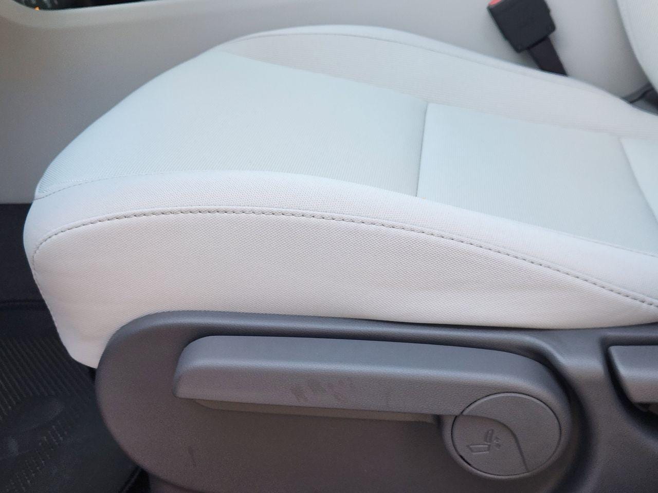 New 2026 R2P Red Hyundai SEL Sport FWD image 23