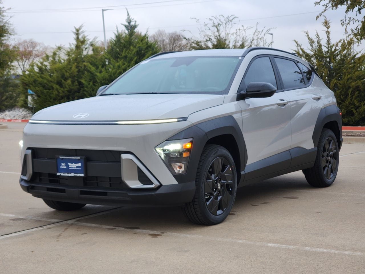 New 2026 C5G Gray Hyundai SEL Sport FWD image 2