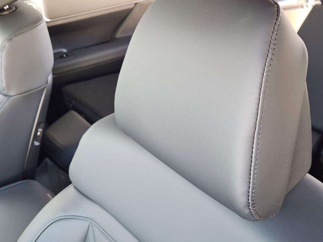 New 2026 W6H White Hyundai SEL image 12