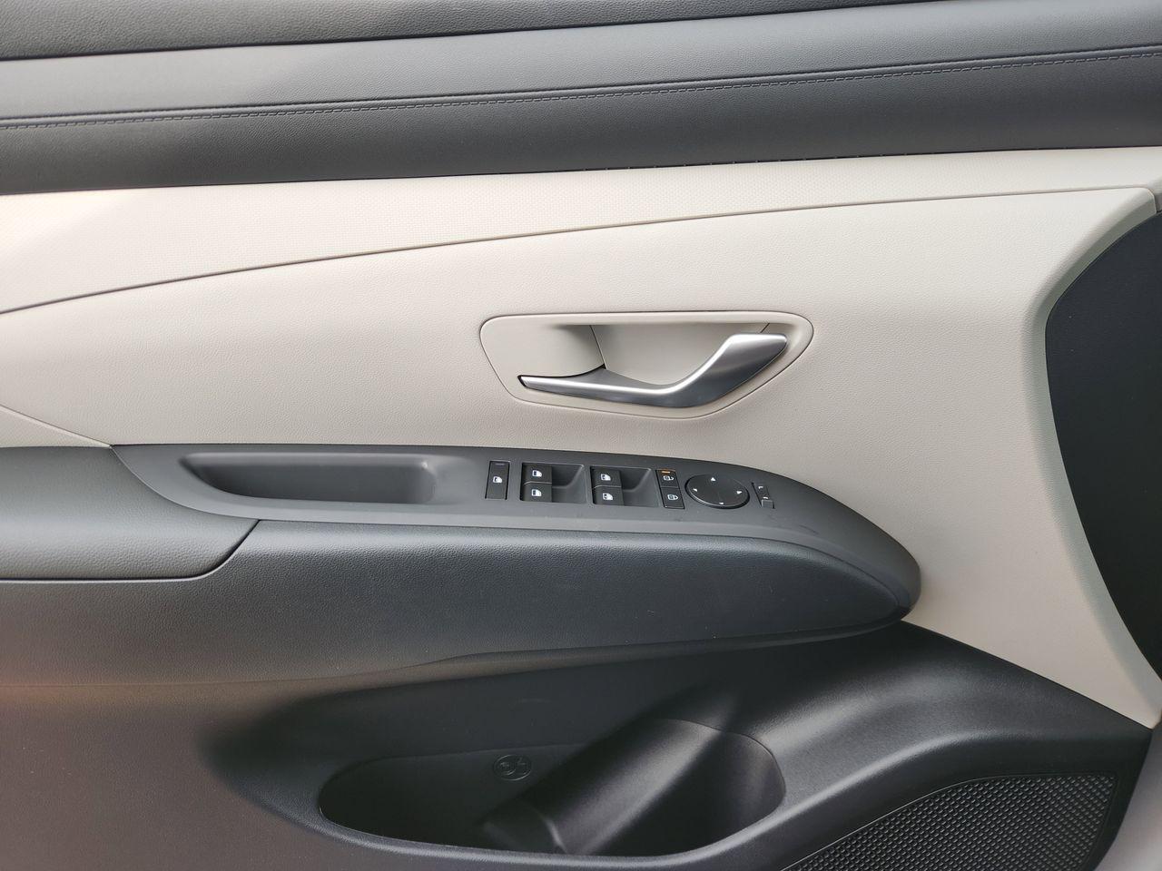 New 2026 R2T Silver Hyundai SEL FWD image 22