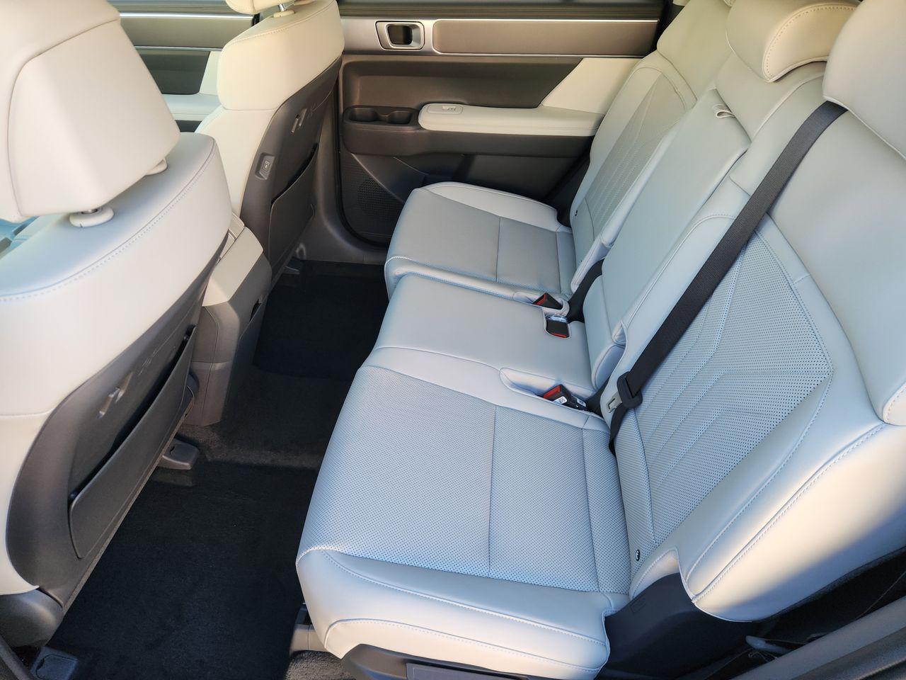 New 2026 PE2 Gray Hyundai SEL FWD image 28