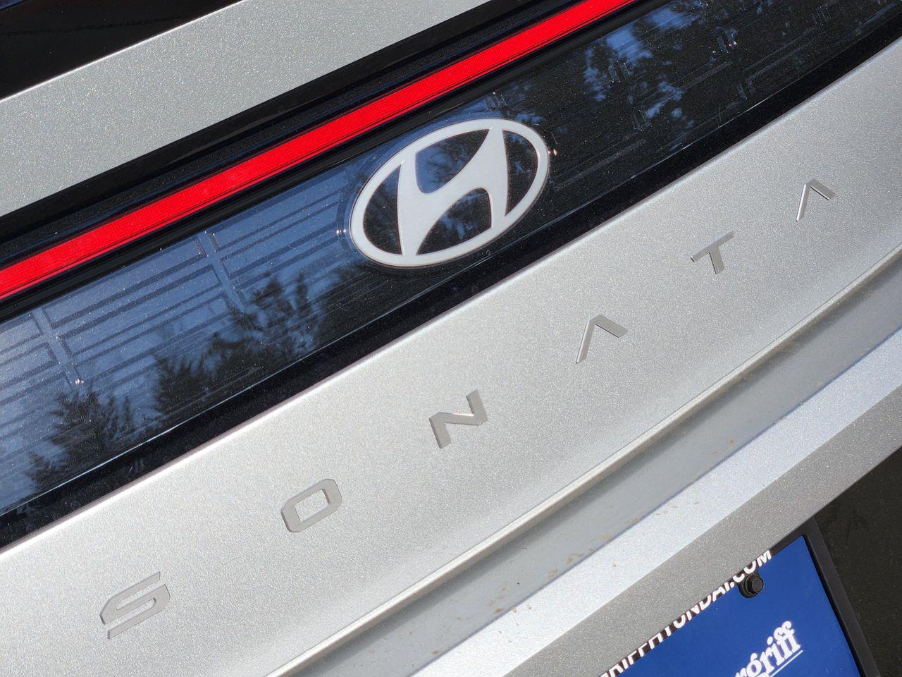 New 2026 Aero Silver Hyundai SEL Sport image 8