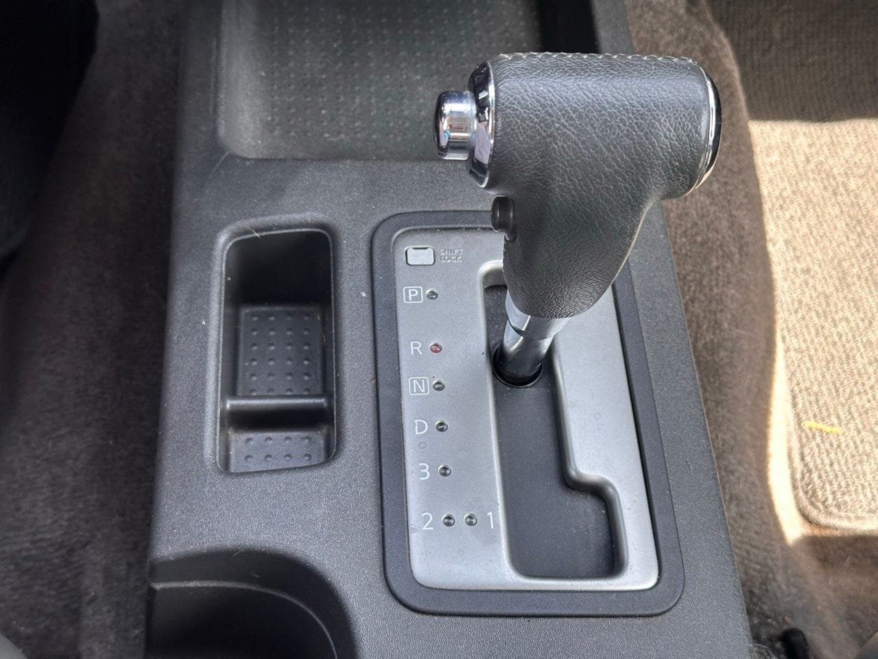 Used 2015 Arctic Blue Nissan PRO-4X image 32