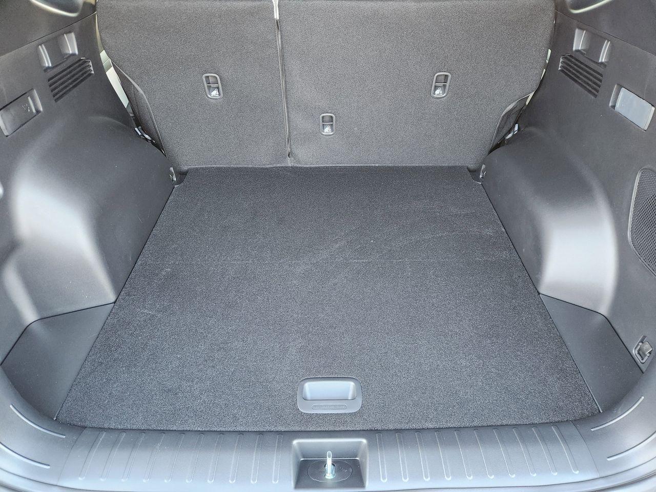 New 2026 W6H White Hyundai Limited FWD image 33