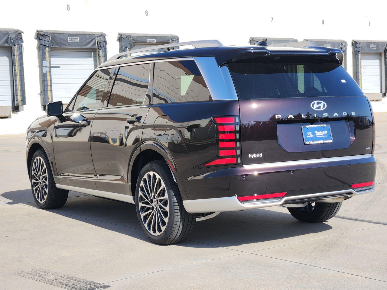 New 2027 Galaxy Maroon Pearl Hyundai Calligraphy image 3