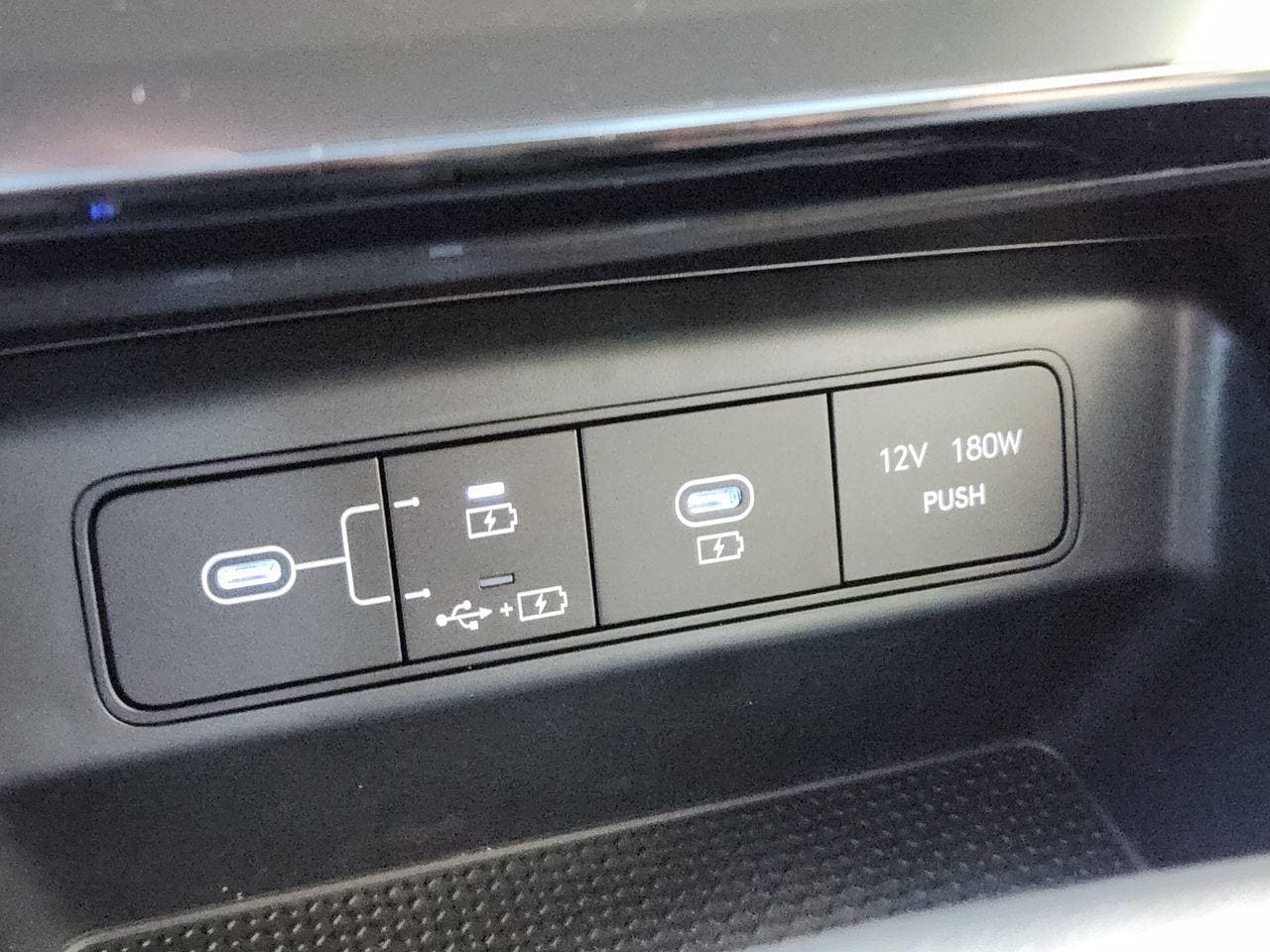 New 2026 Phantom Black Hyundai SEL FWD image 17