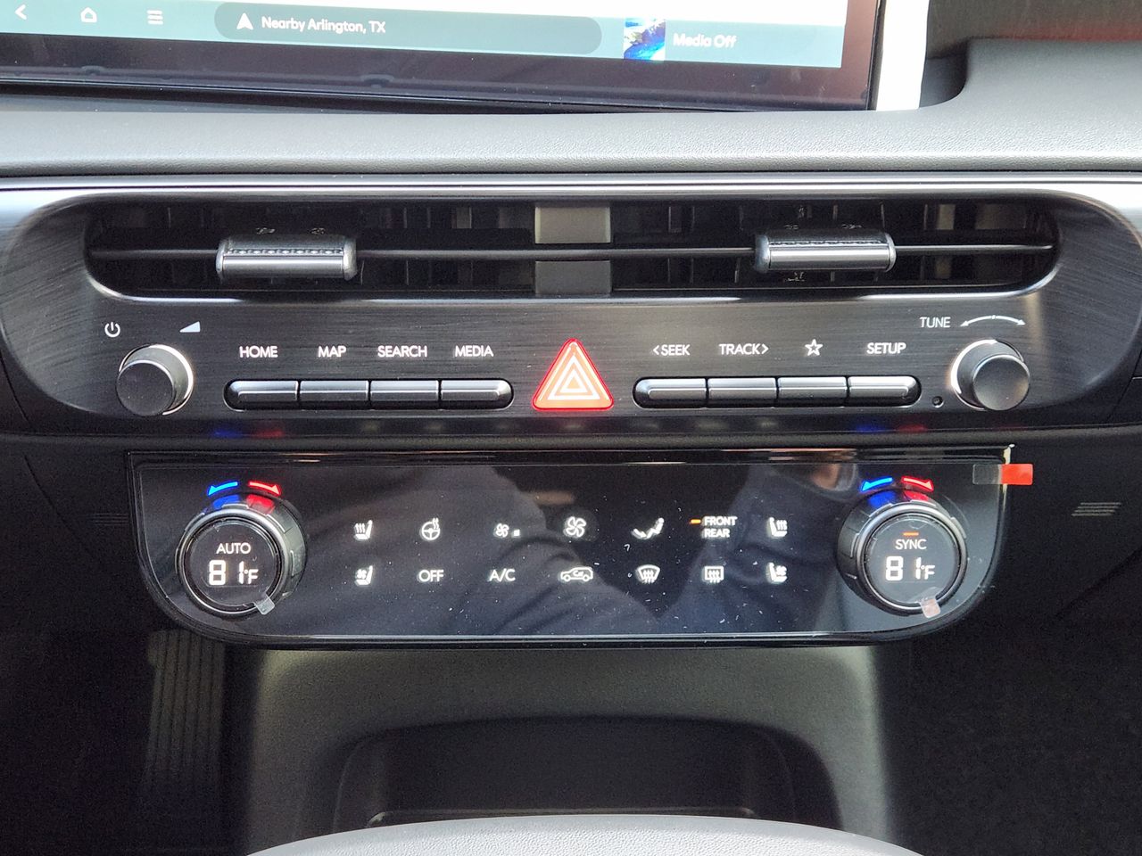 New 2026 PE2 Gray Hyundai XRT Pro image 15