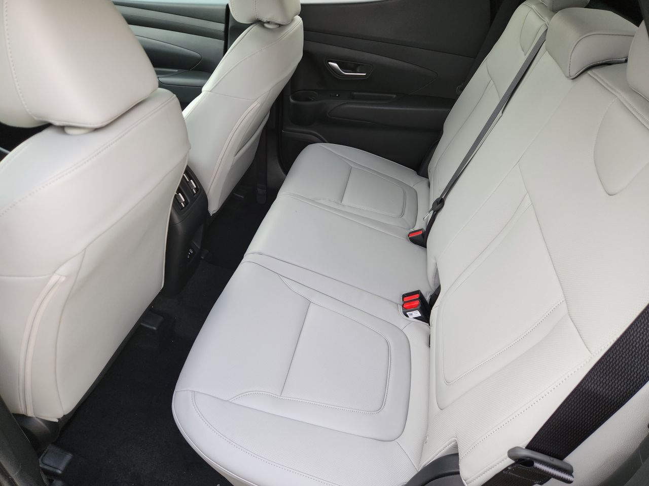 New 2026 NT2 Gray Hyundai SEL Activity FWD image 29