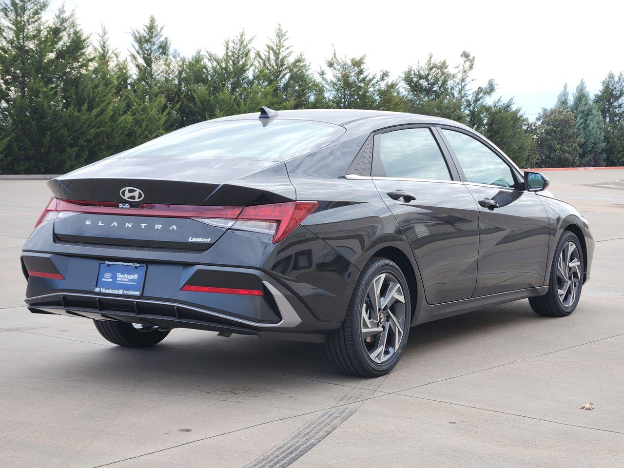 New 2026 A2B Black Hyundai Limited image 4