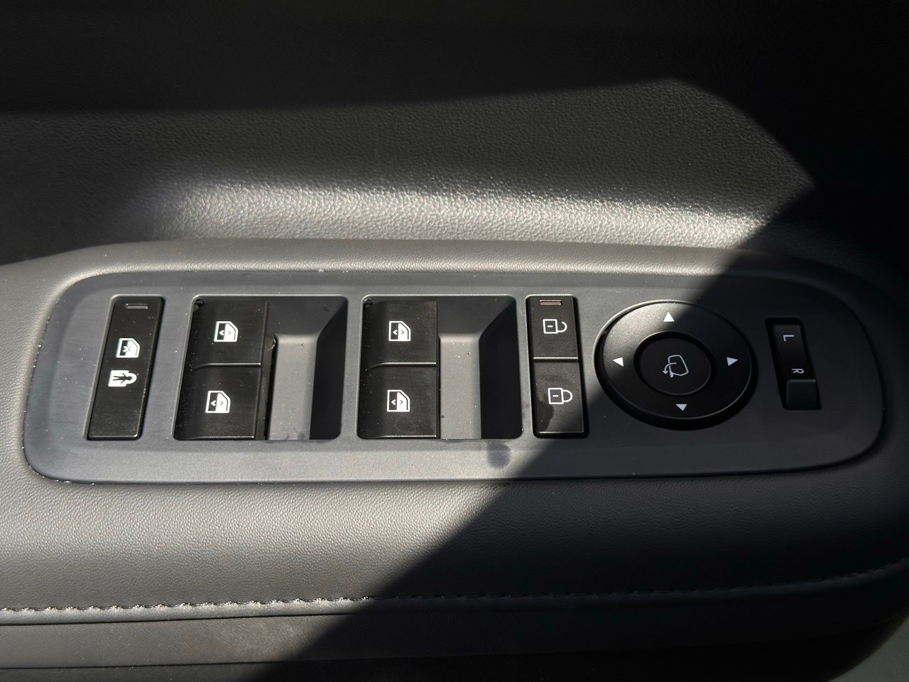 Used 2026 Ultimate Red Hyundai Calligraphy image 23