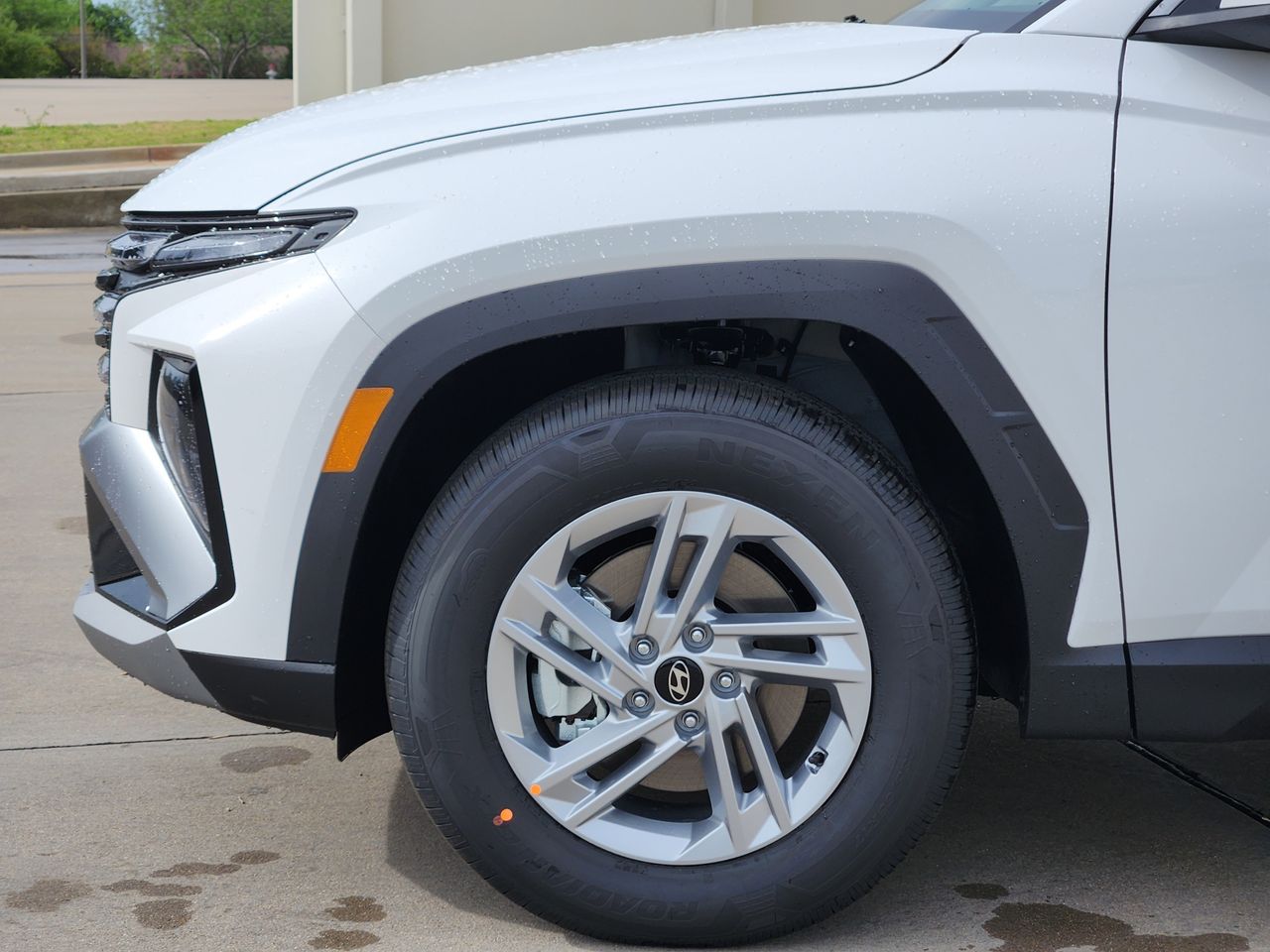 New 2026 W6H White Hyundai SE FWD image 5