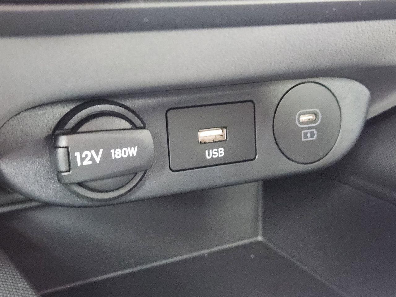 New 2026 W6H White Hyundai Blue image 18