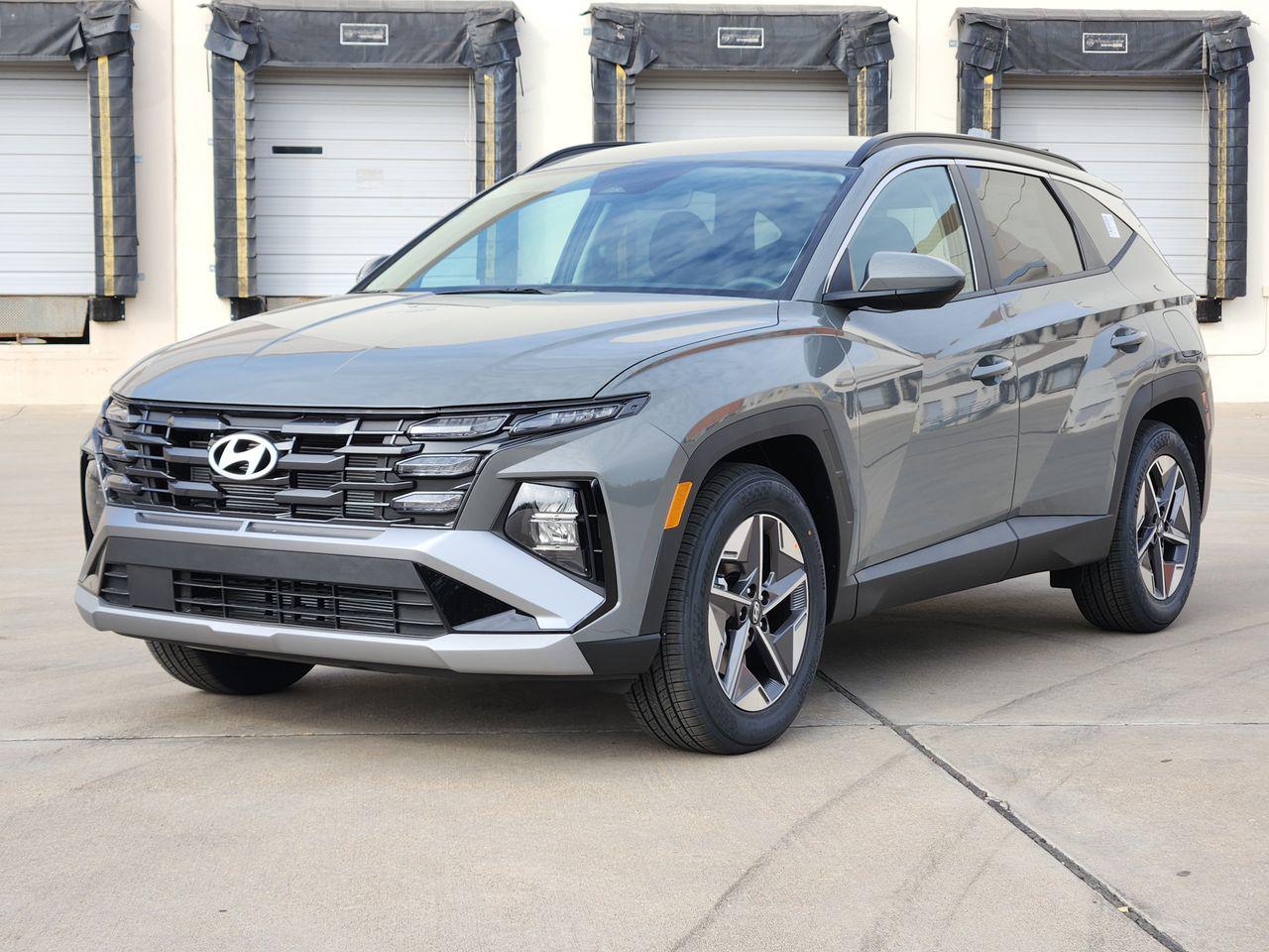 New 2026 Hampton Gray Hyundai SEL FWD image 2