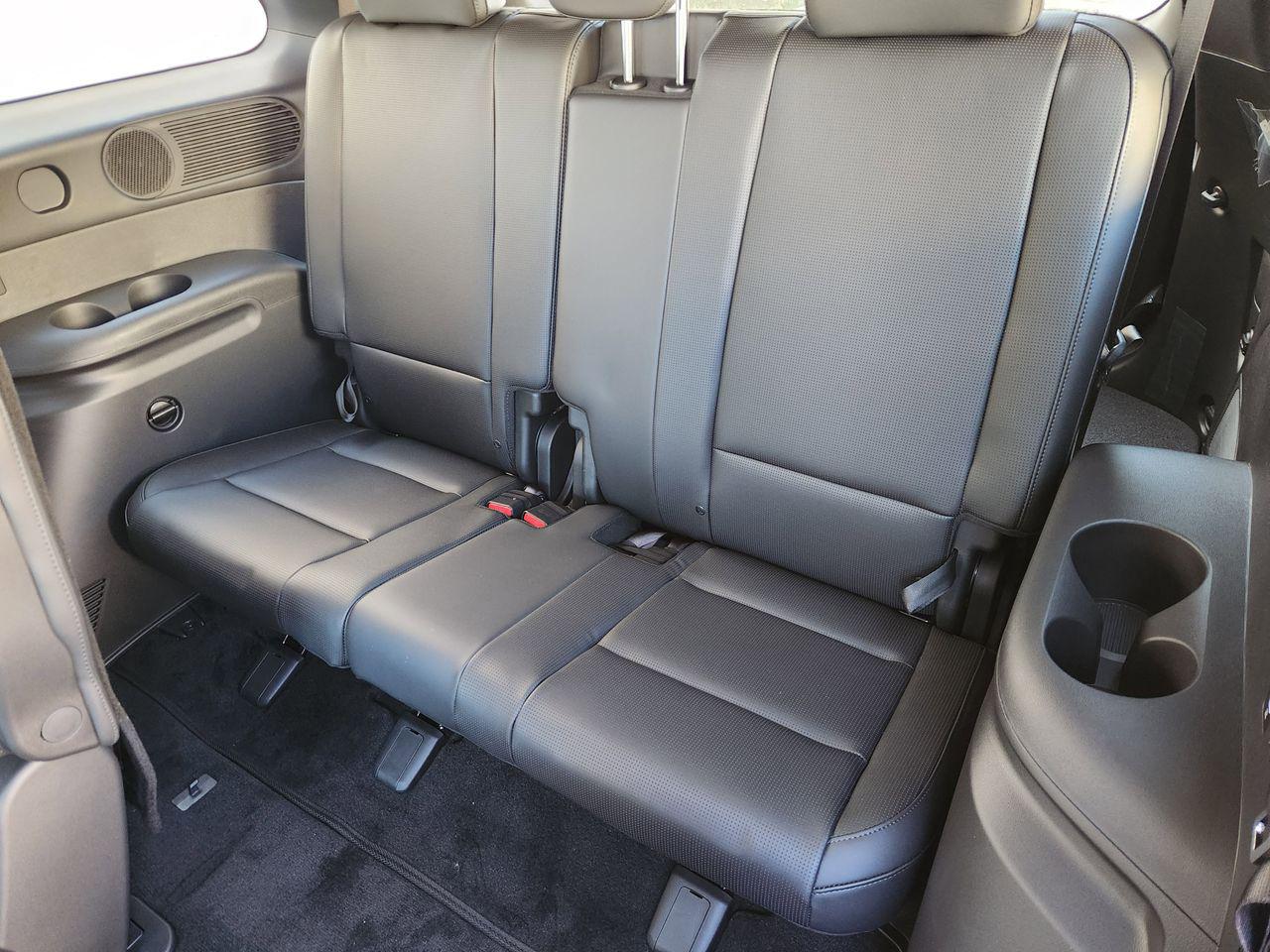 New 2026 A2B Black Hyundai SEL FWD image 28