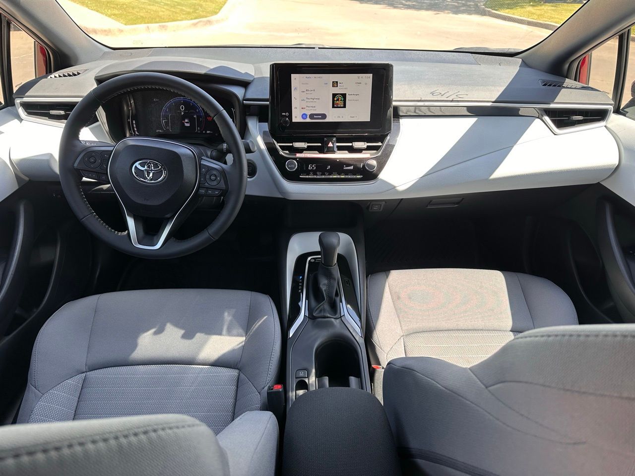 Used 2026 Ruby Flare Pearl Toyota SE image 20