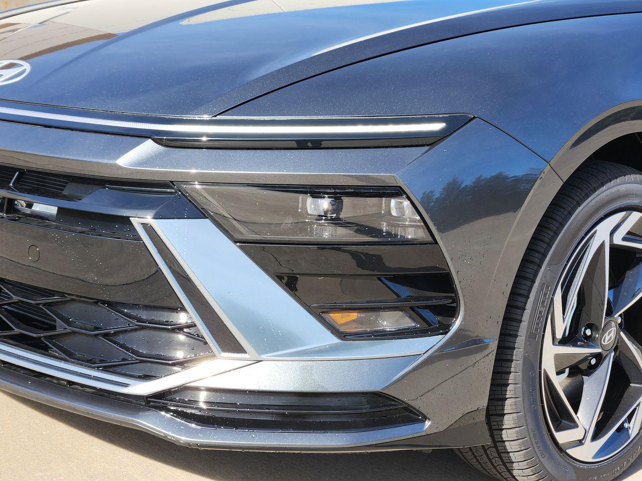 New 2026 T2G Gray Hyundai SEL Sport image 6