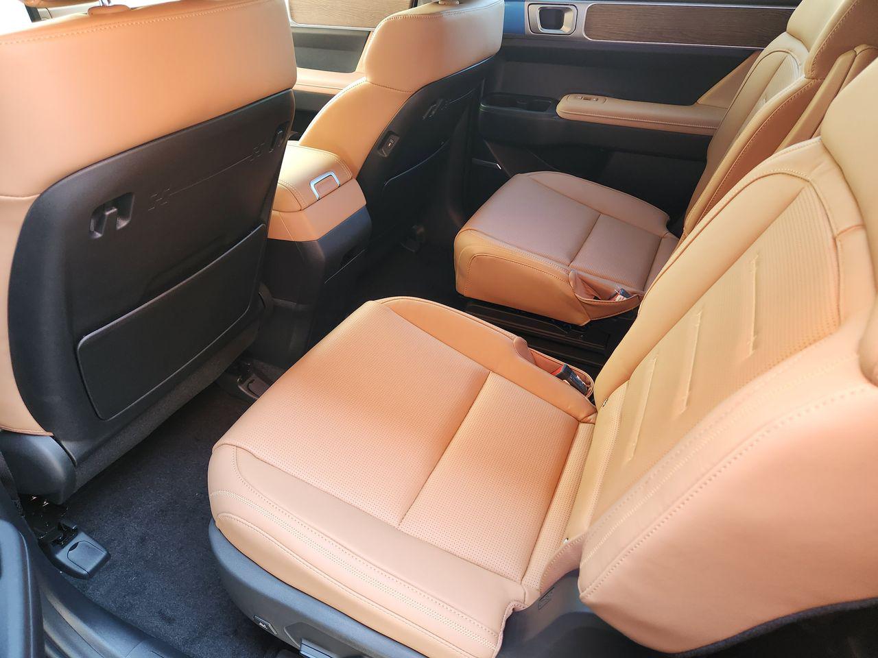 New 2026 PE2 Gray Hyundai Calligraphy image 29