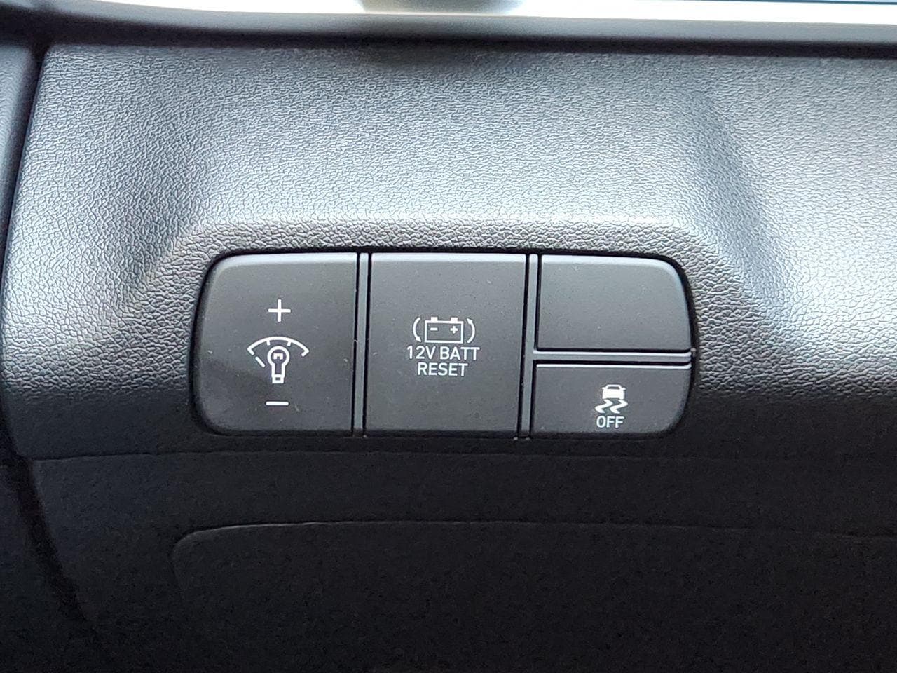 New 2026 Amazon Gray Hyundai Limited image 21