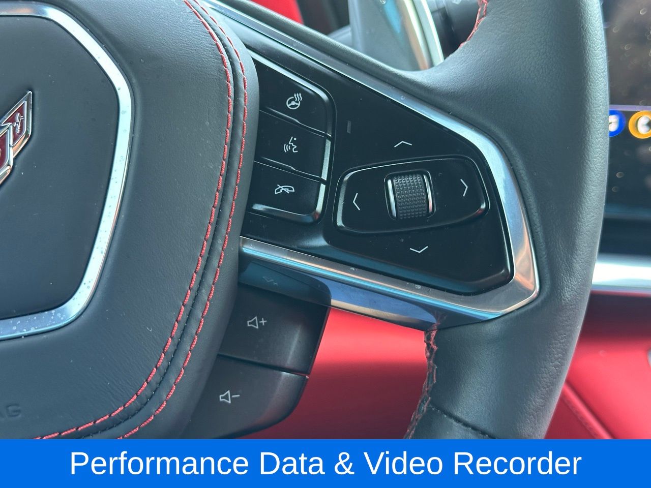 Used 2020 Arctic White Chevrolet Stingray 3LT image 24