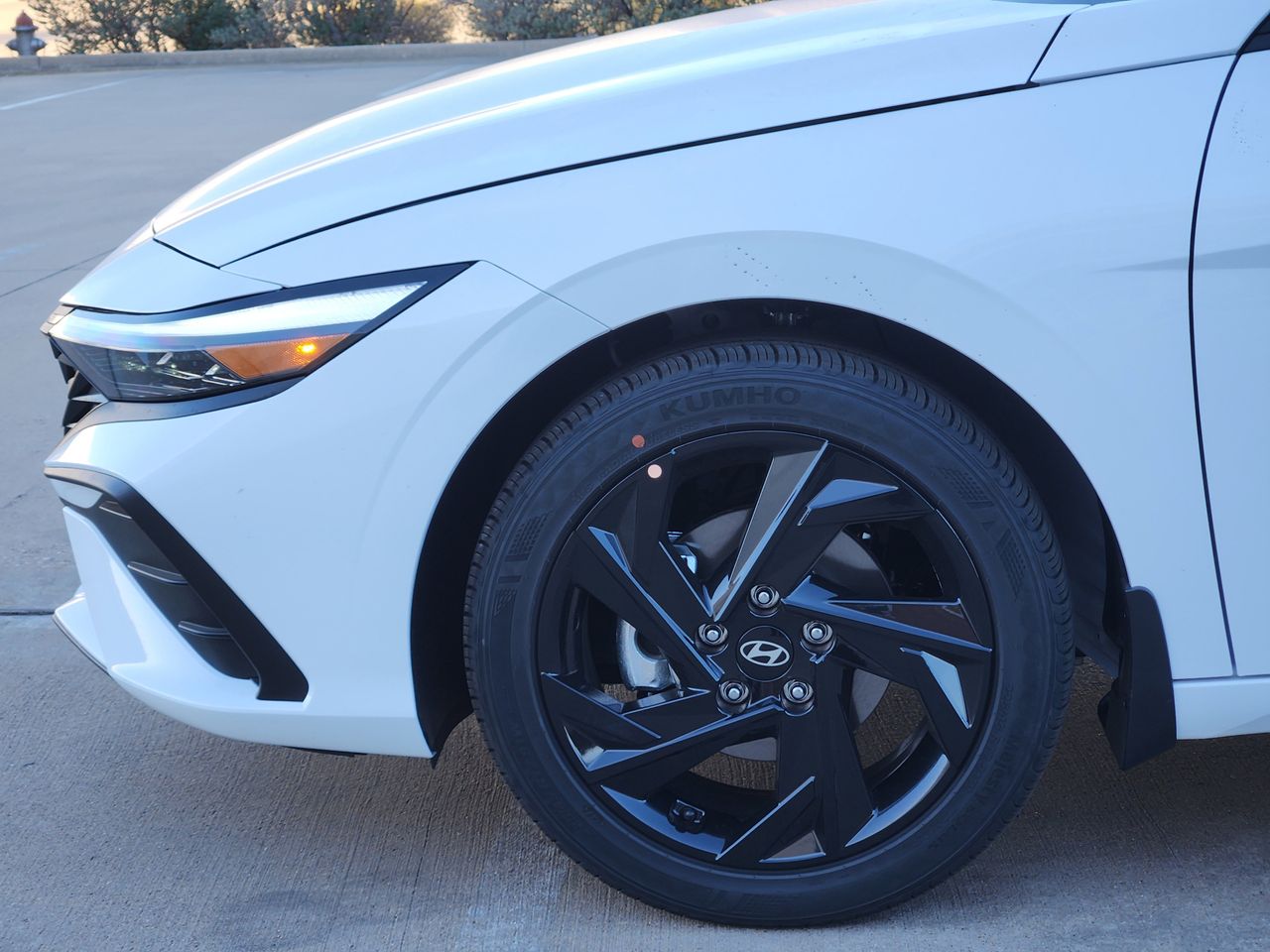 New 2026 W6H White Hyundai SEL Sport image 5