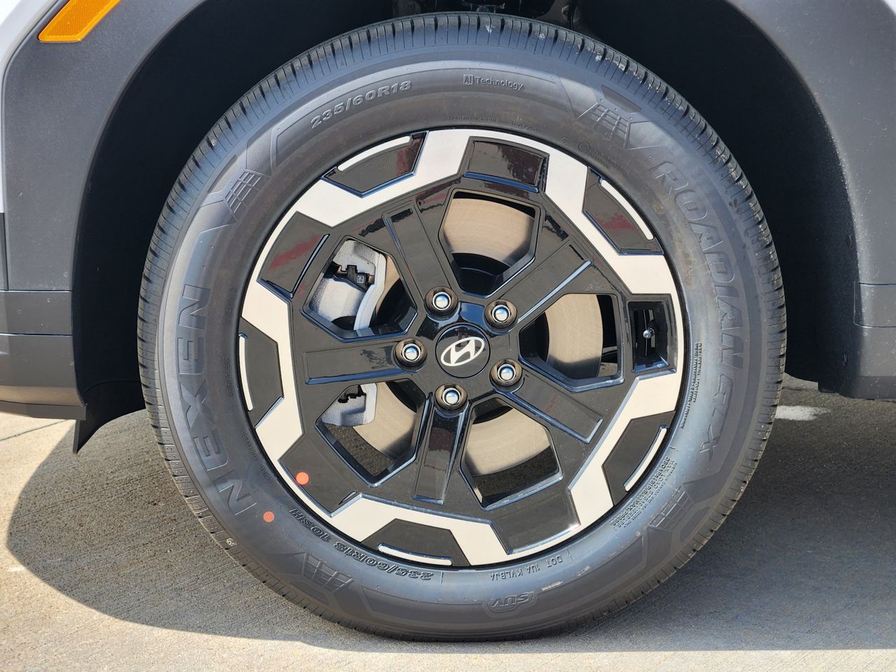 New 2026 W6H White Hyundai SE FWD image 9