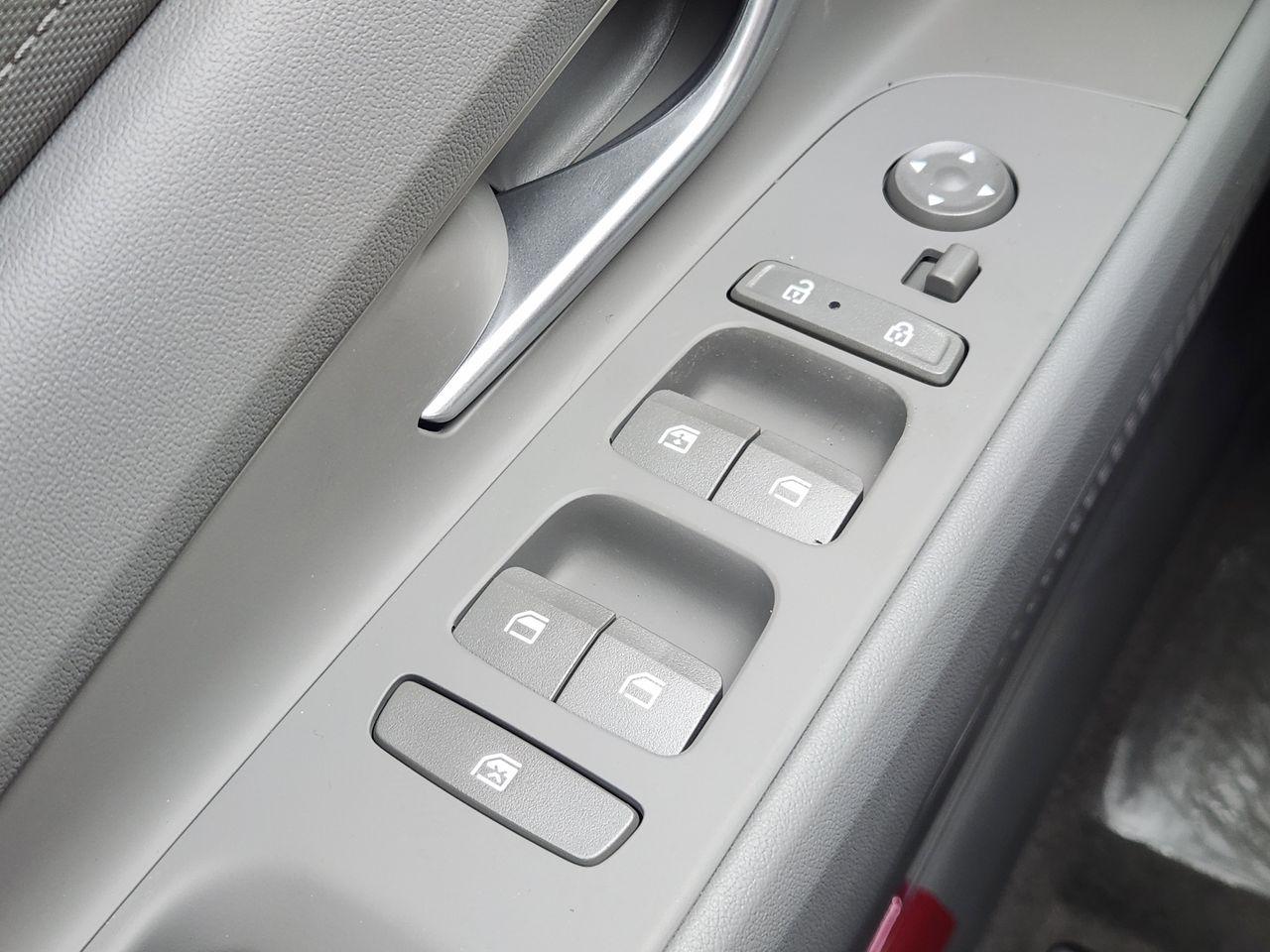 New 2026 W6H White Hyundai Blue image 22