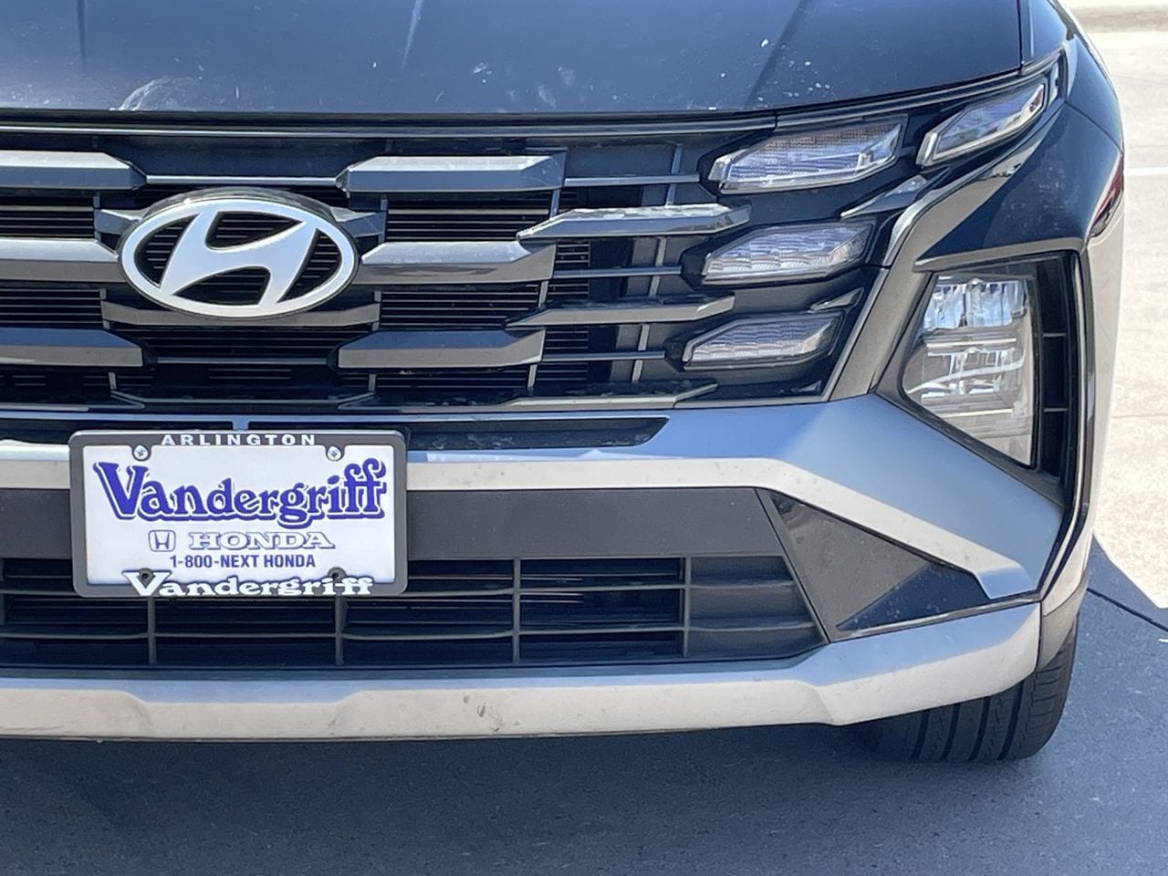 Used 2025 Phantom Black Hyundai SEL Convenience image 6
