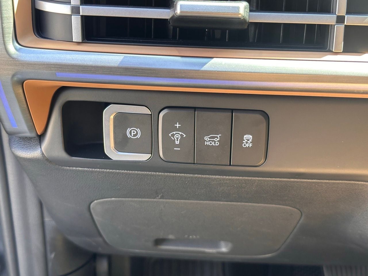 Used 2026 Phantom Black Hyundai Calligraphy image 32