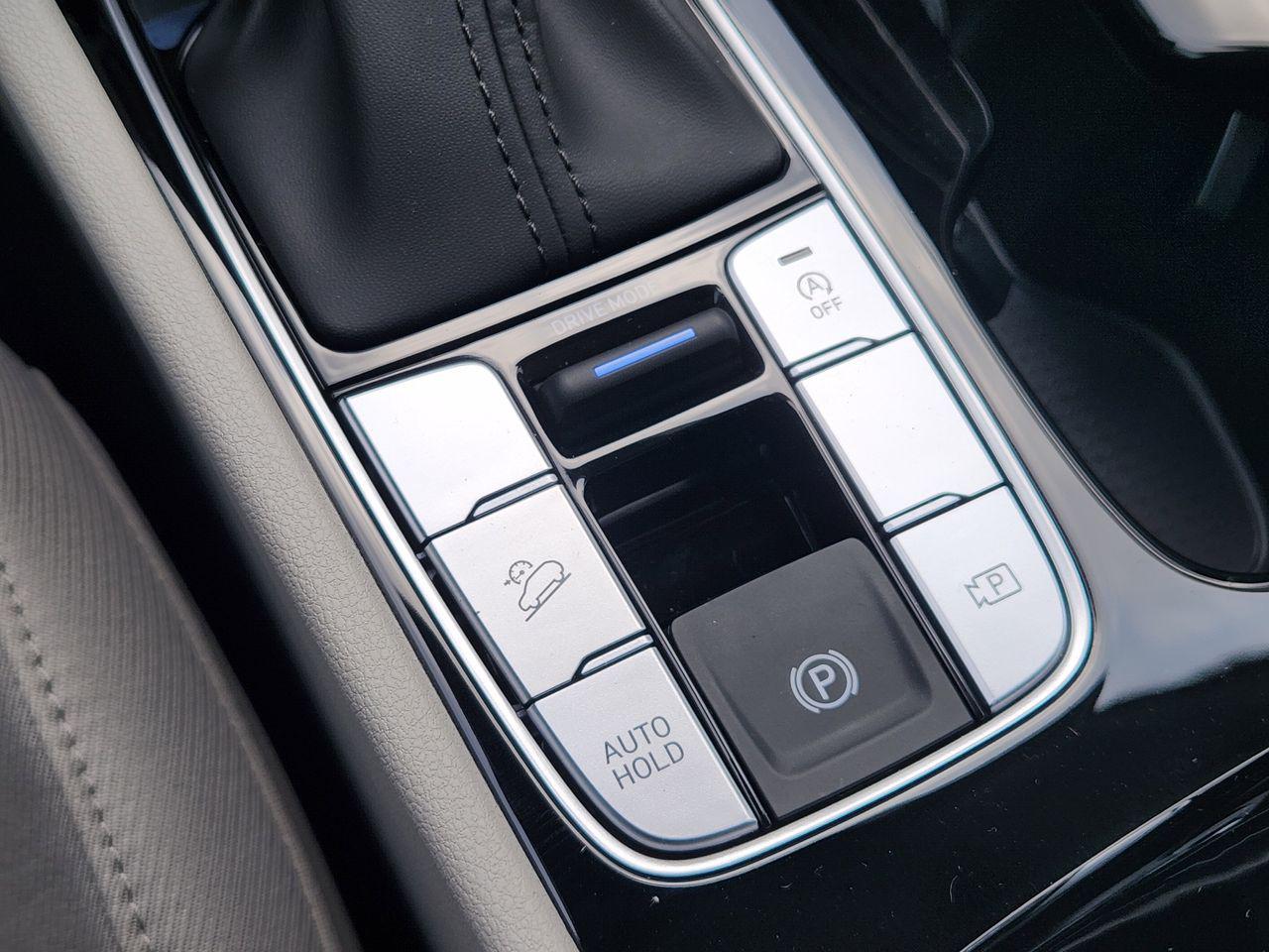 New 2026 Phantom Black Hyundai SEL FWD image 19