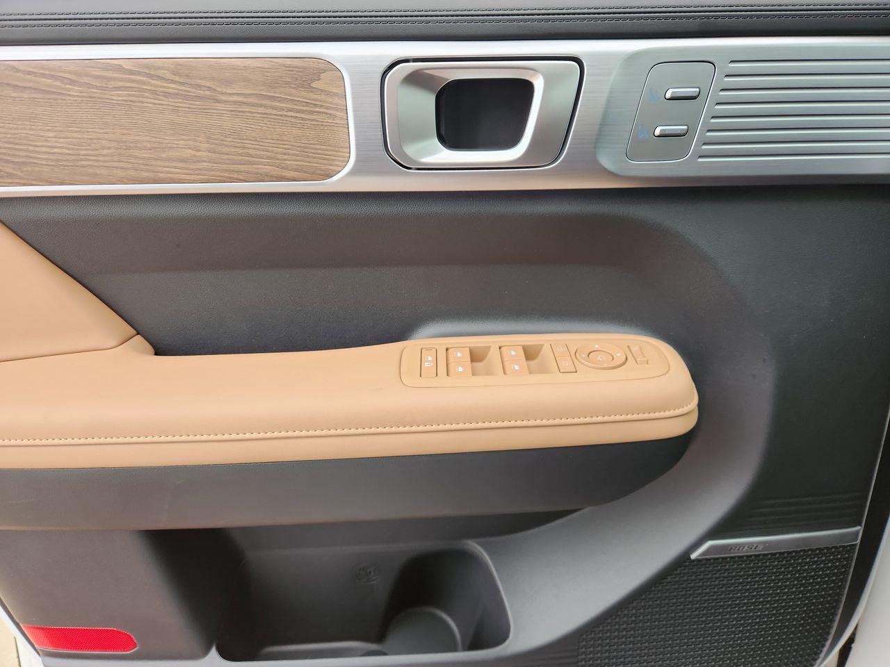 New 2026 W6H White Hyundai Calligraphy image 23