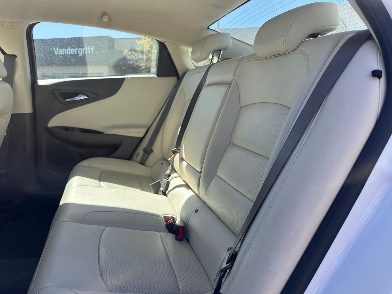 Used 2024 Summit White Chevrolet LT 2LT image 12