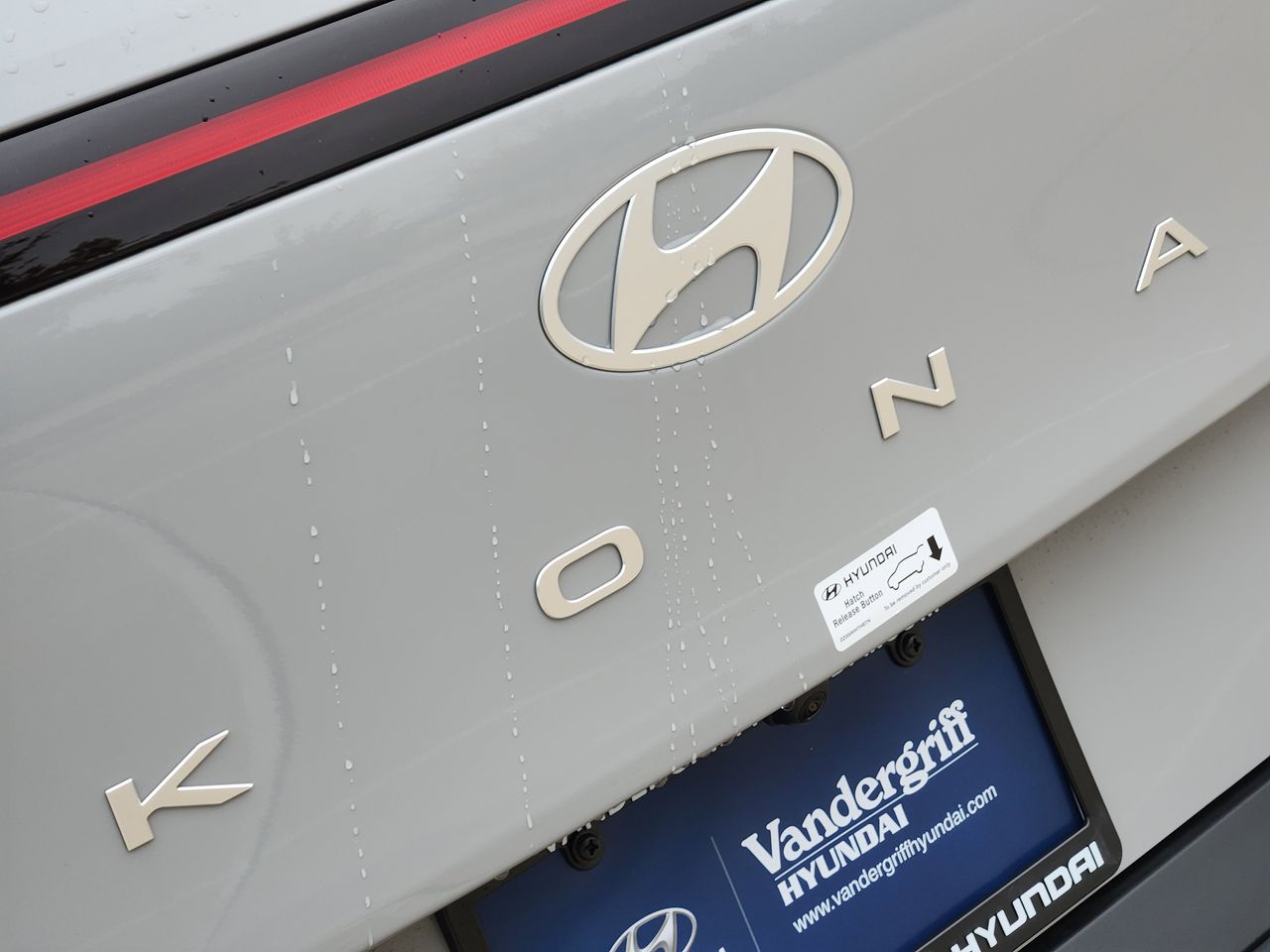 New 2026 C5G Gray Hyundai SEL Sport FWD image 8