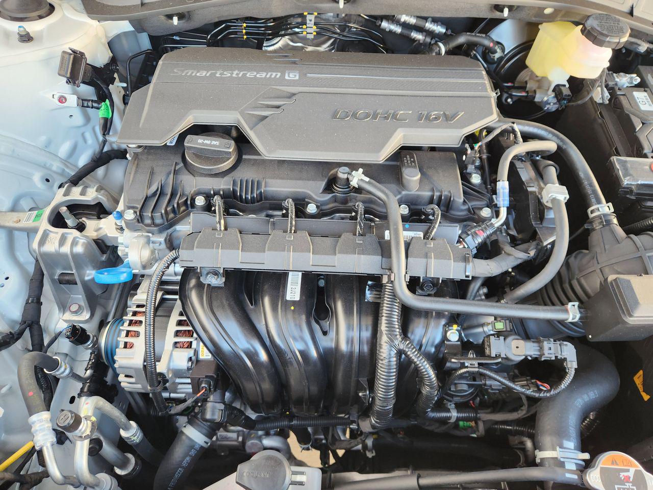 New 2026 SAW White Hyundai SEL Sport FWD image 29