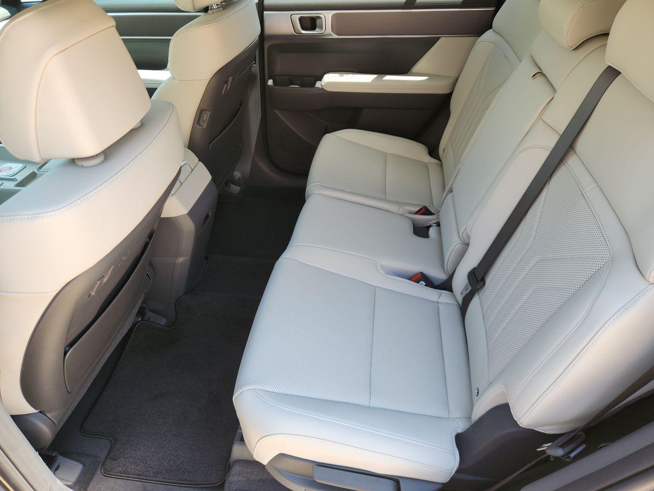New 2027 Ecotronic Gray Hyundai SEL FWD image 28