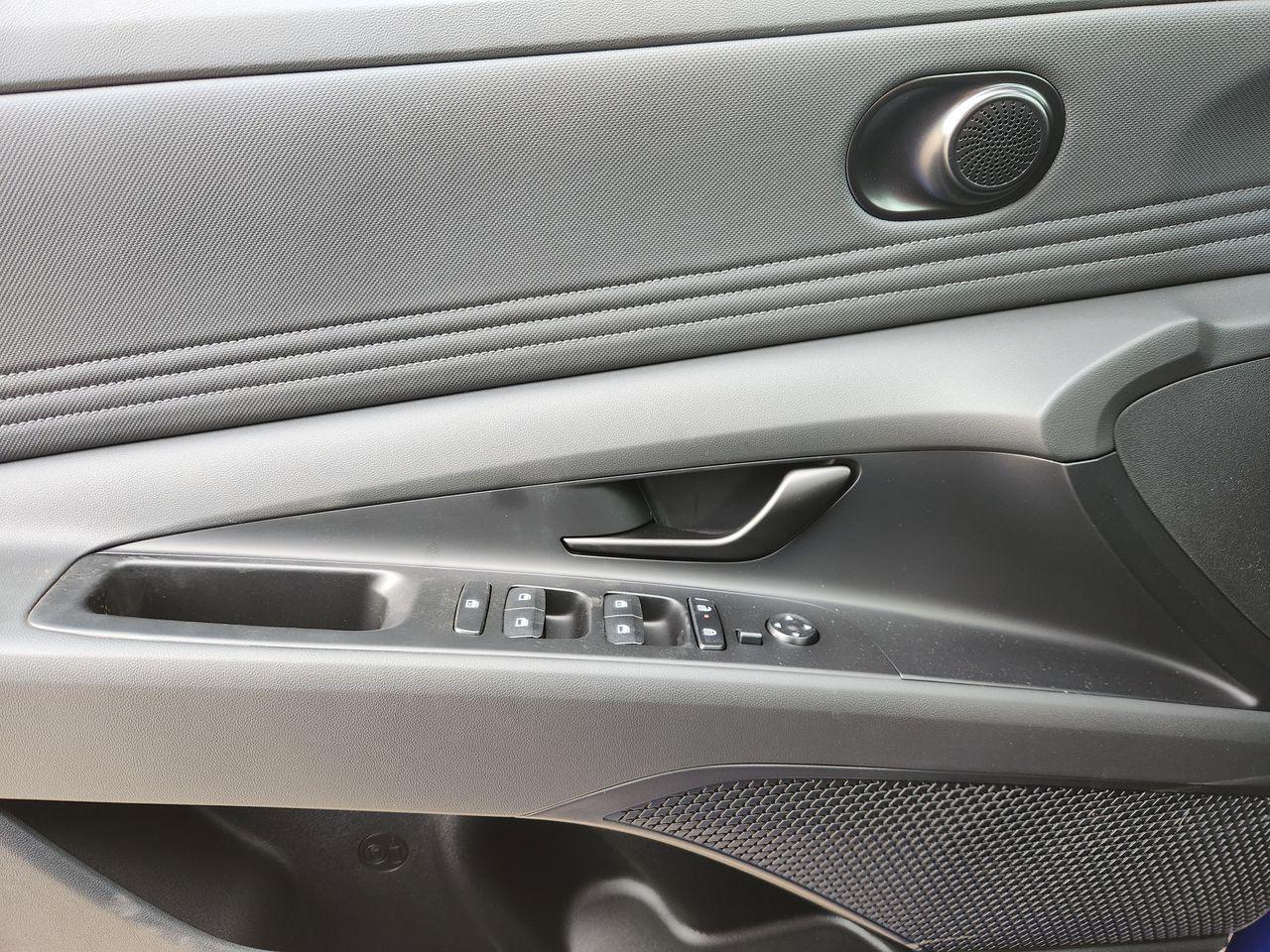 New 2026 YP5 Blue Hyundai SEL Sport Premium image 21