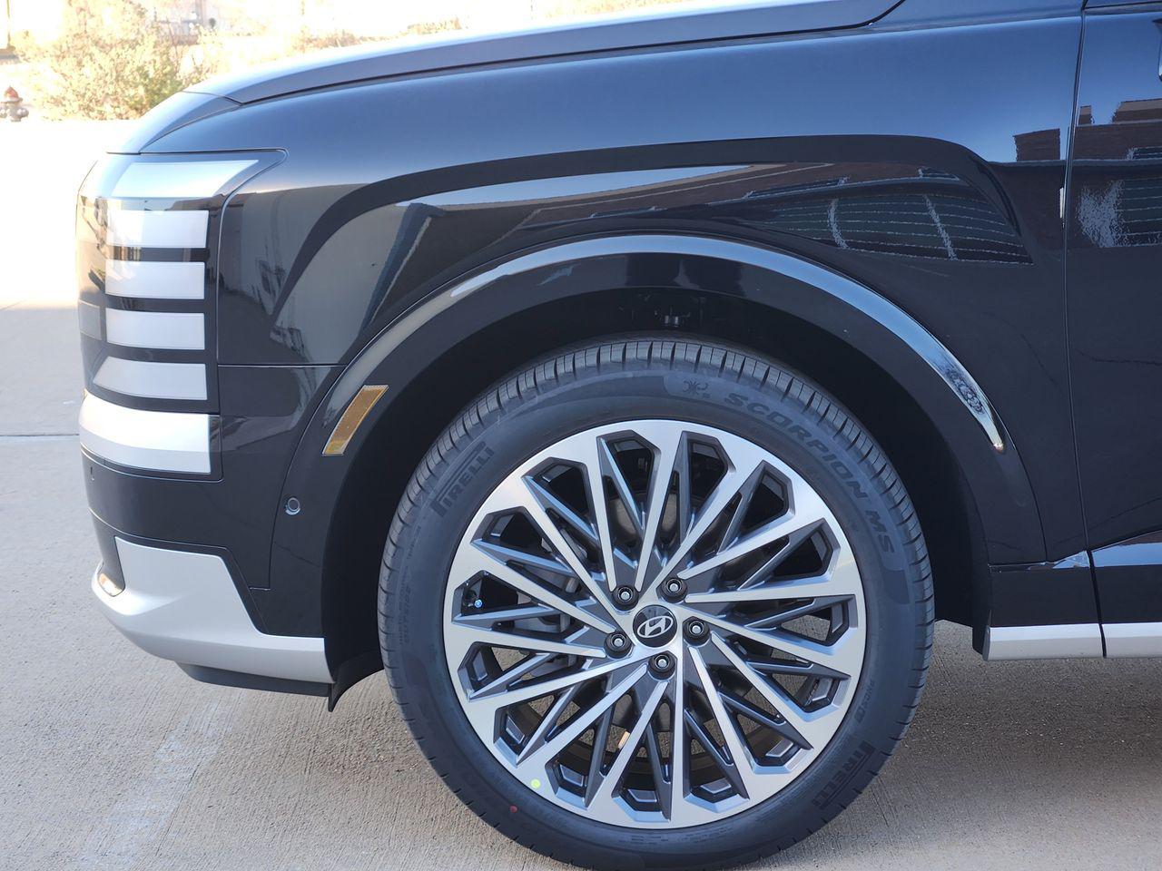 New 2026 Abyss Black Pearl Hyundai Calligraphy image 5