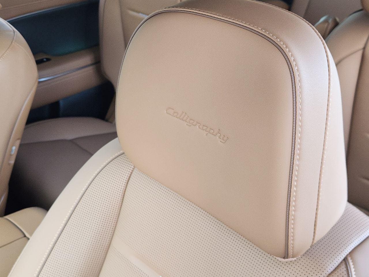 New 2027 Creamy White Pearl Hyundai Calligraphy image 12