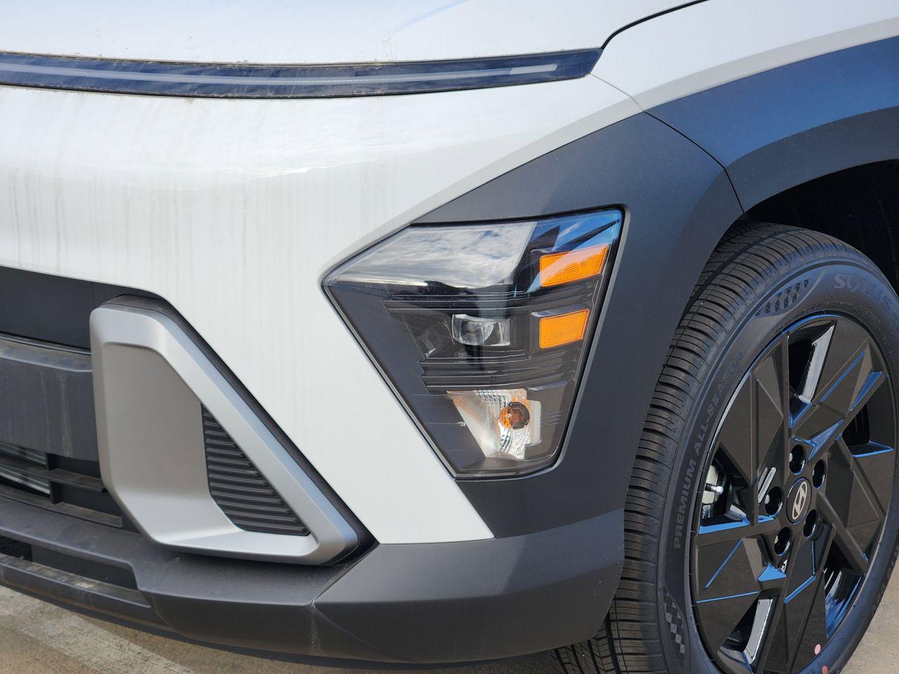 New 2026 Atlas White Hyundai SEL Sport FWD image 6