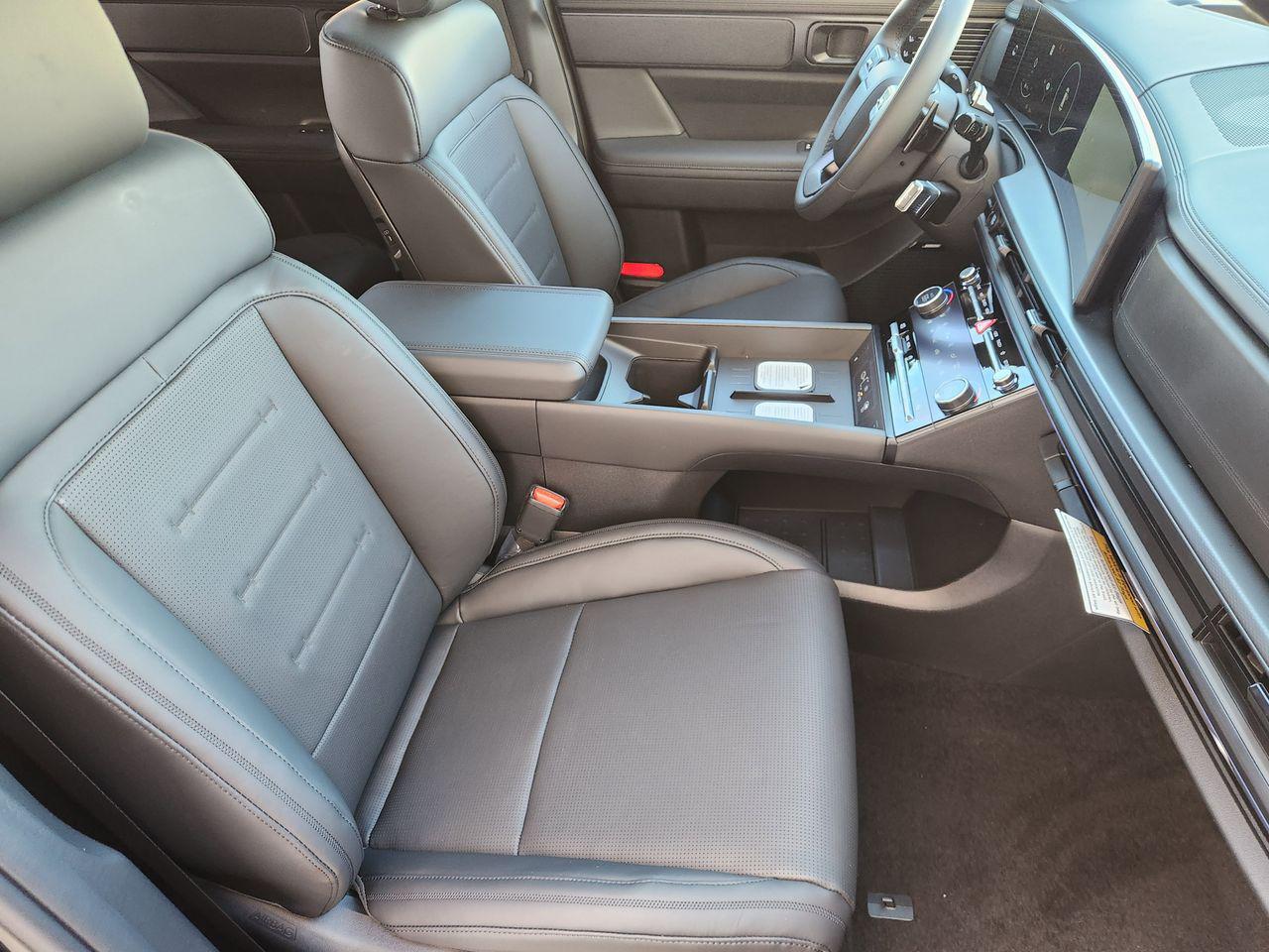 New 2026 S3B Black Hyundai Calligraphy FWD image 9