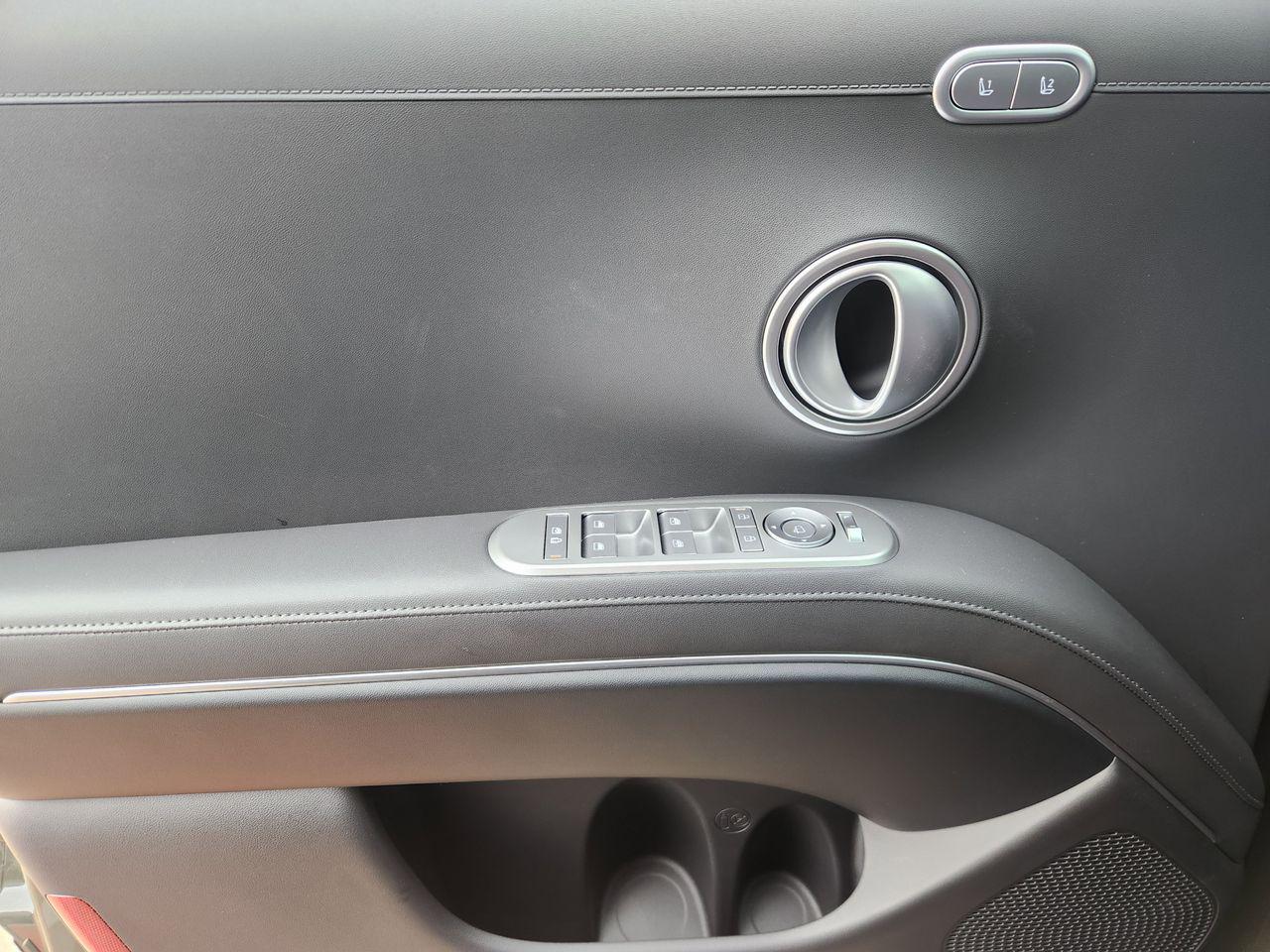 New 2026 Titan Charcoal Pearl Hyundai Limited FWD image 22