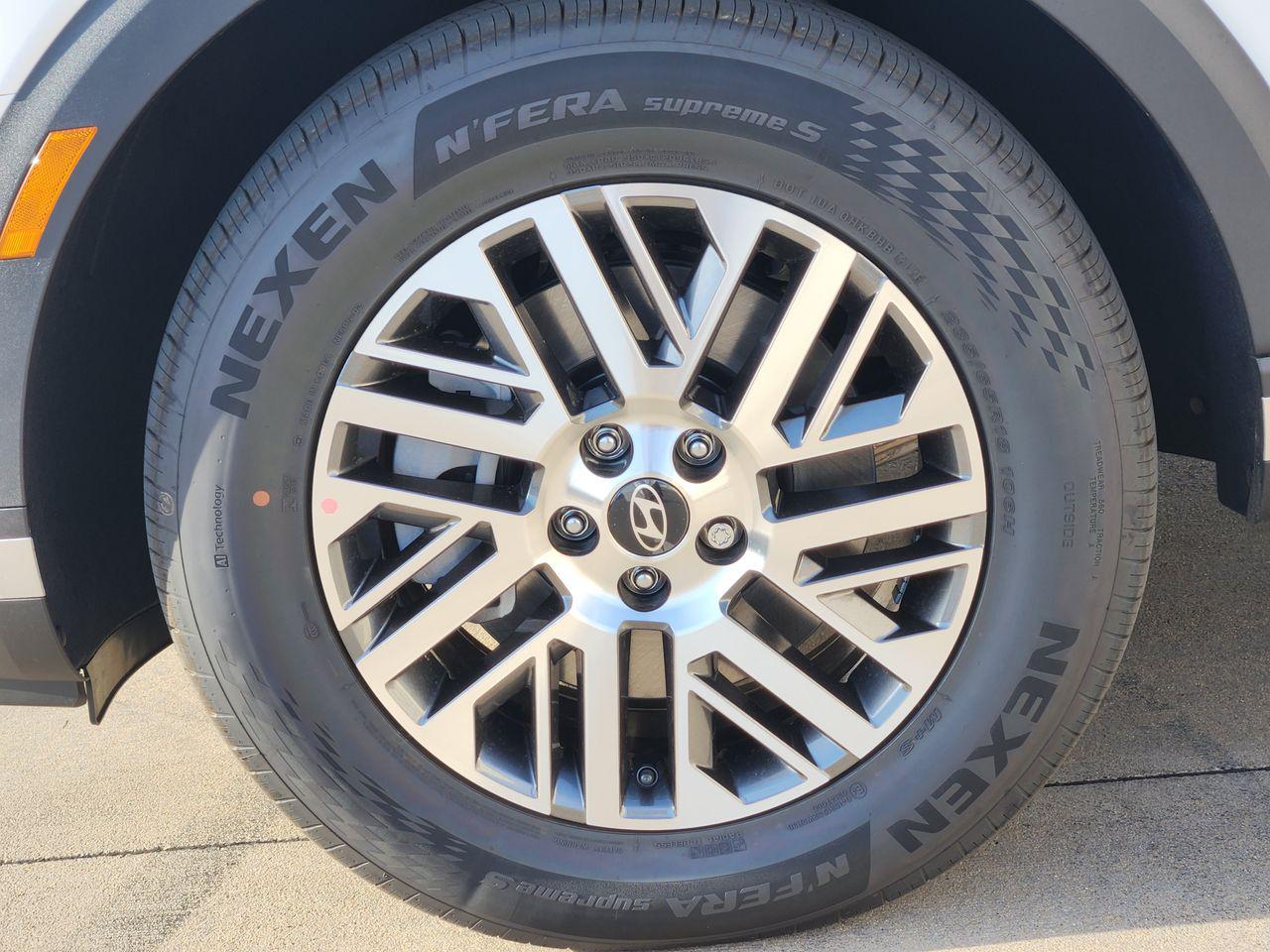 New 2027 Creamy White Pearl Hyundai SEL FWD image 7