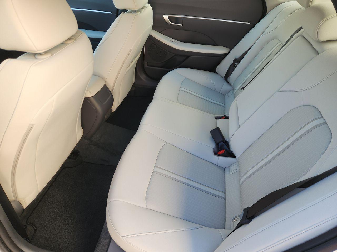 New 2026 W6H White Hyundai SEL Sport image 28