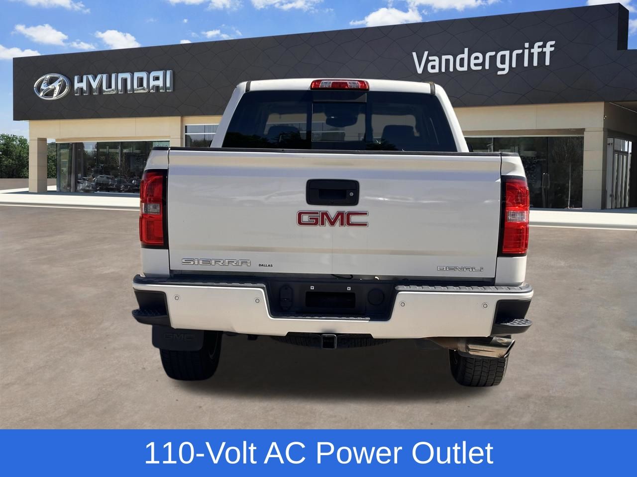 Used 2015 White Diamond Tricoat GMC Denali image 13