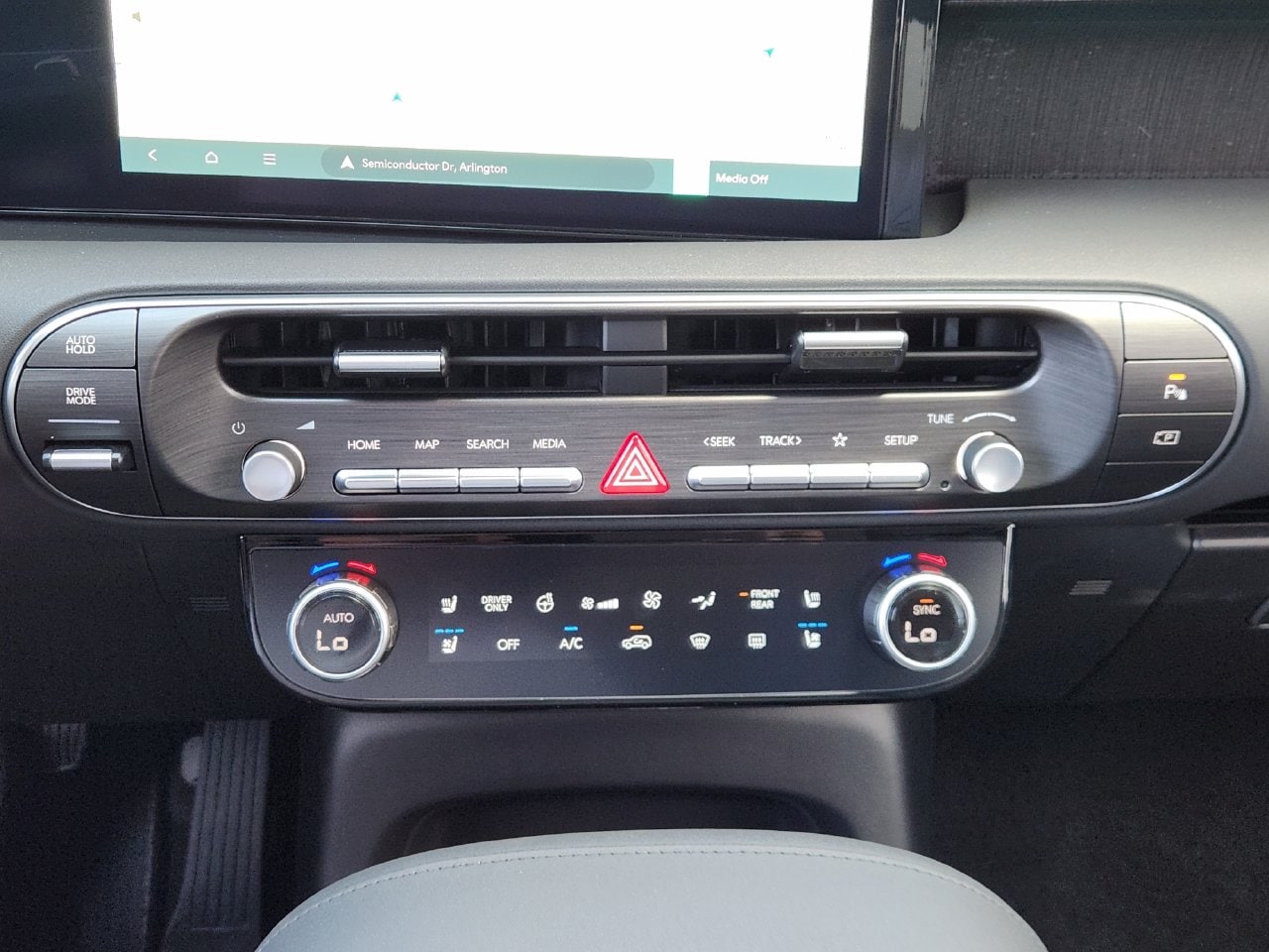 New 2027 Creamy White Pearl Hyundai Blue SEL Premium 7P image 17