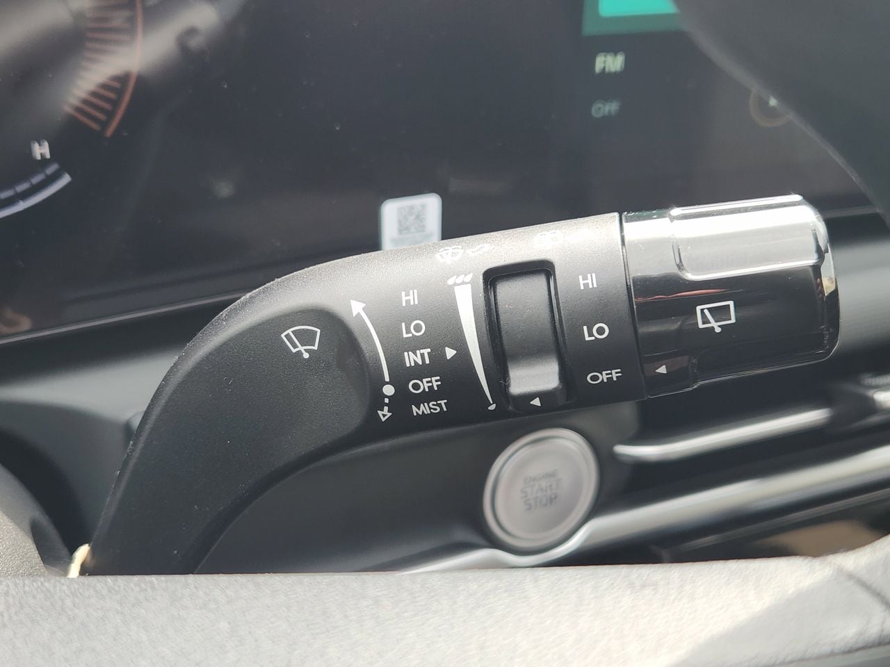 New 2026 W6H White Hyundai SEL FWD image 30