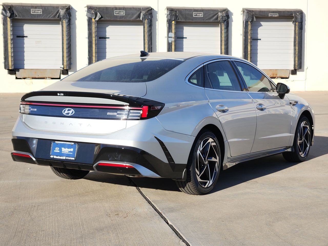 New 2026 T4A Silver Hyundai SEL Sport image 4